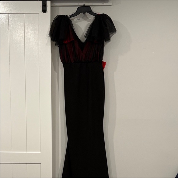 Lulu's Black and Red Maxi Dress with Tulle Sleeves - Picture 2 of 4
